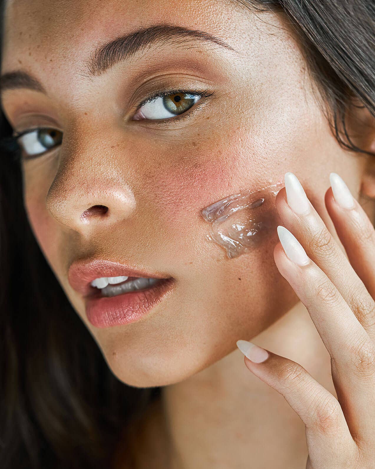 Nuria Hydrate & Revitalize Jelly Night Treatment: Wake Up to Radiant Skin - THE OKEY GIFT SHOP