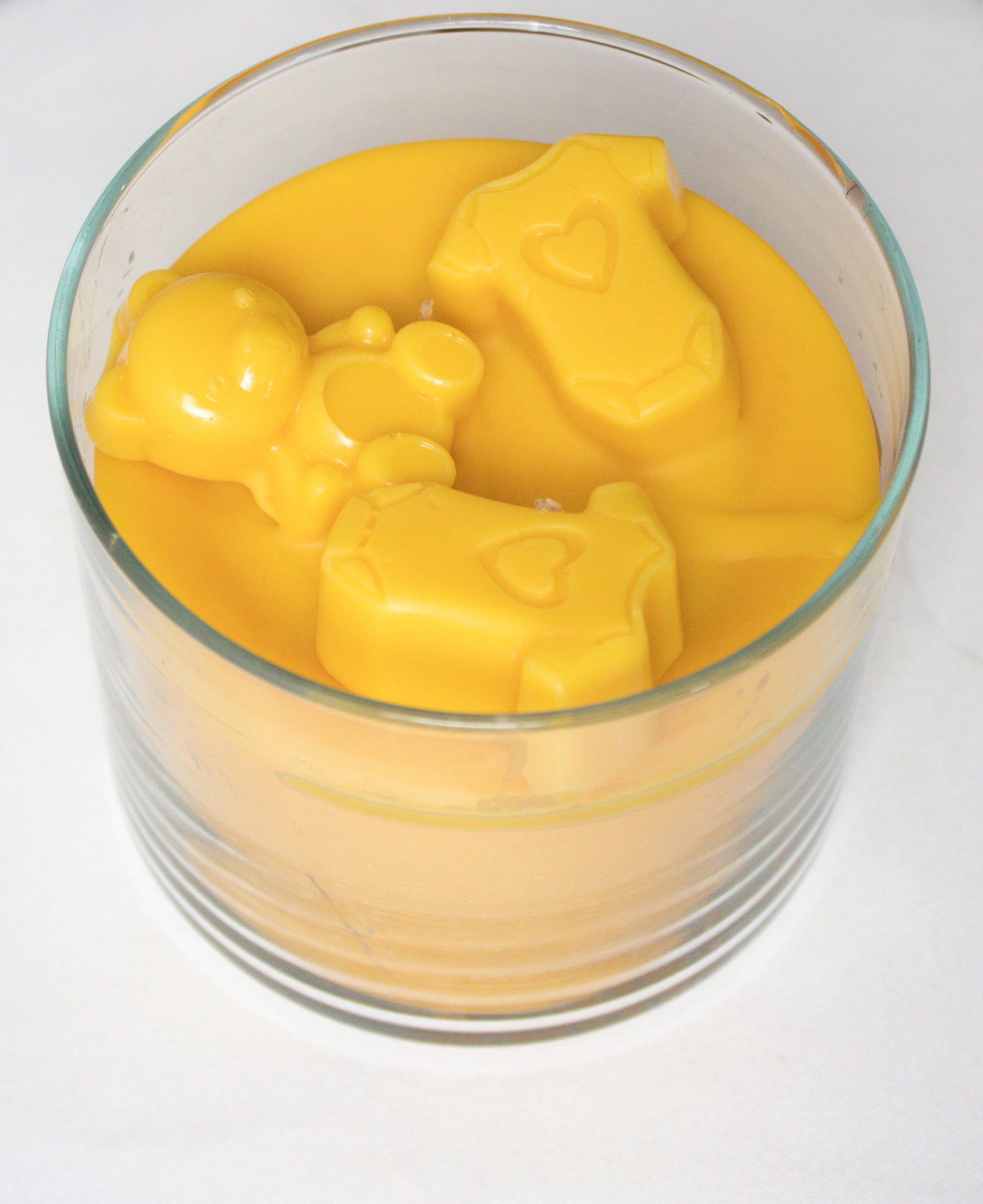 Indulgent Delight: Bourbon Butterscotch Candles