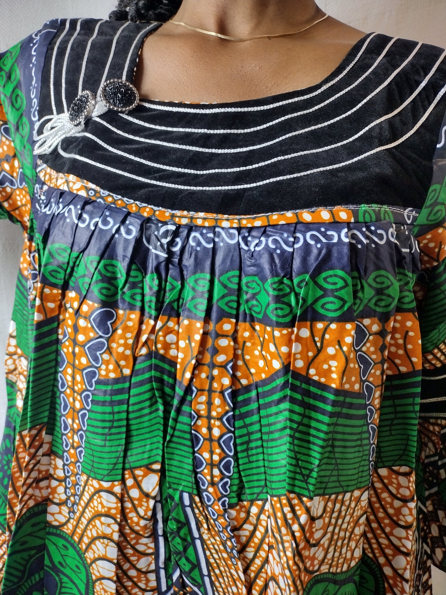 African dress (green)