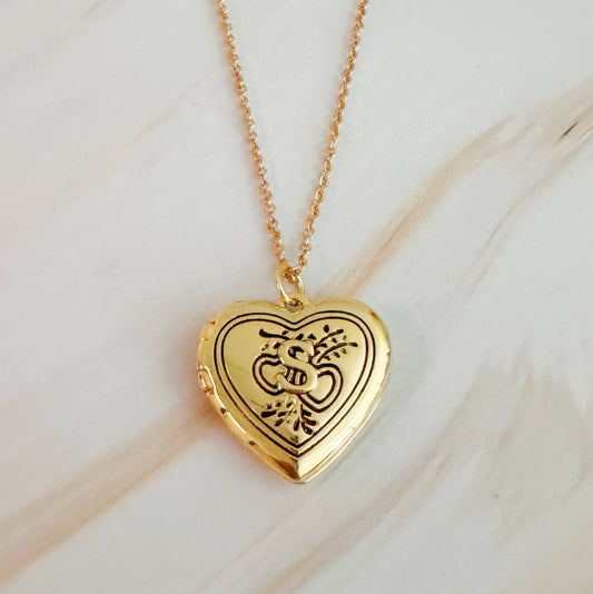 Nostalgic Heart Initial Open Locket Necklace: S