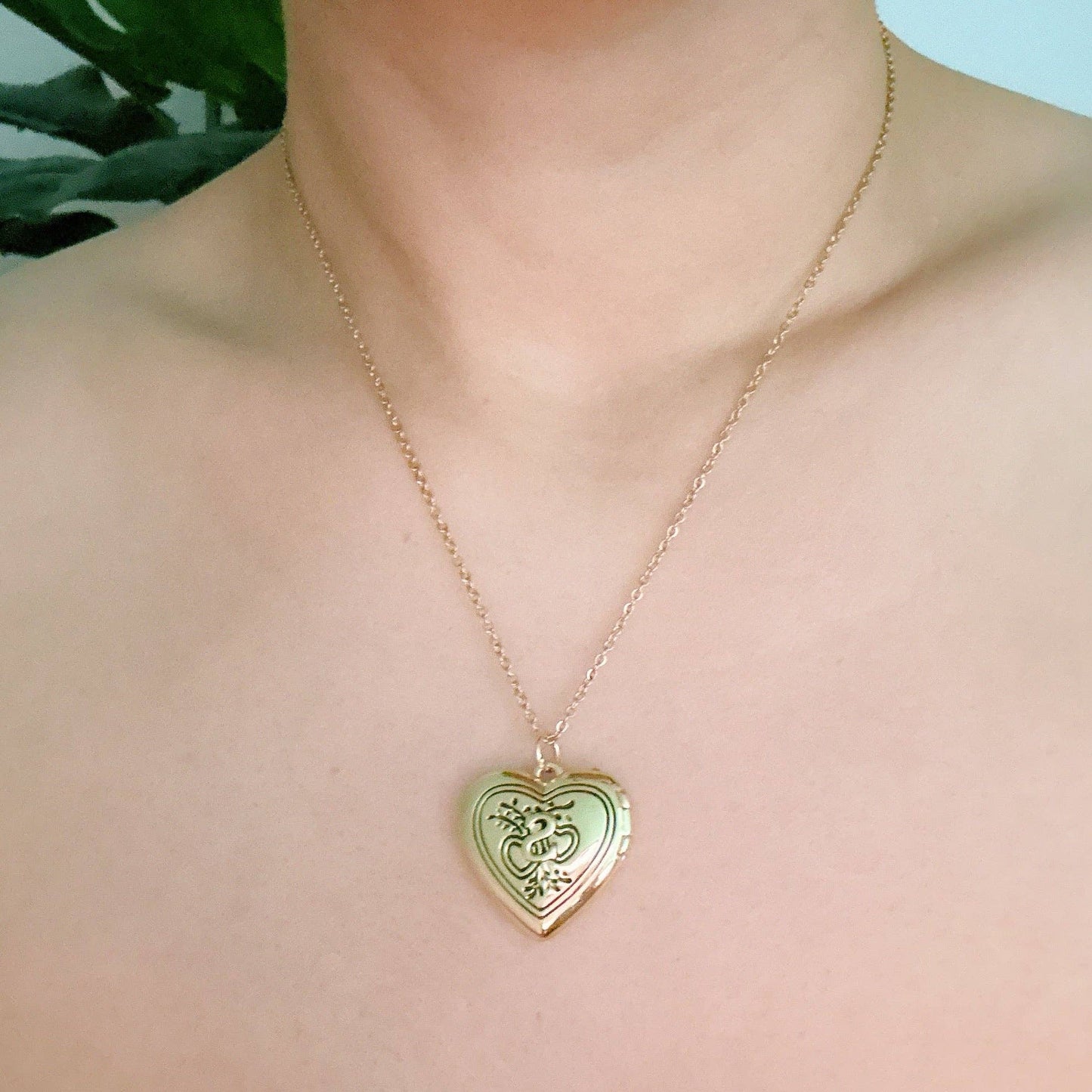 Nostalgic Heart Initial Open Locket Necklace: A